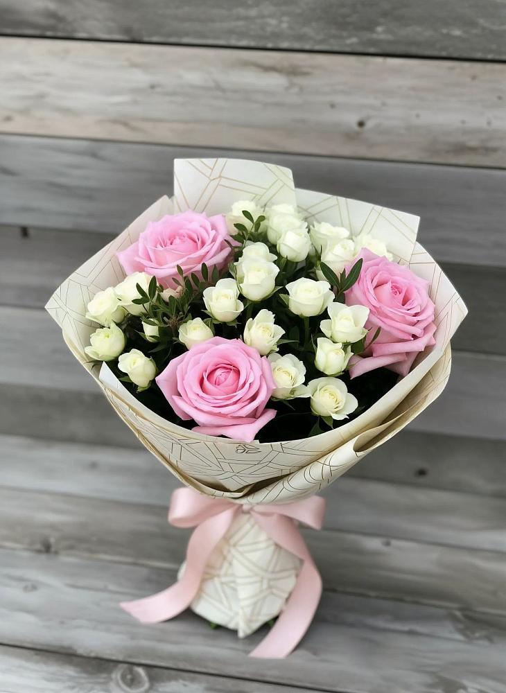 Букет цветов из: Розы в Чусовом