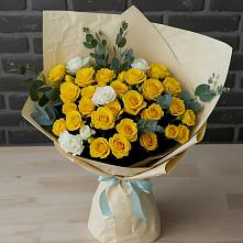 Букет цветов из:  Розы в Чусовом