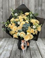 Букет цветов из:  Розы и Лизиантусы #REPLACE_PRED# Чусовом