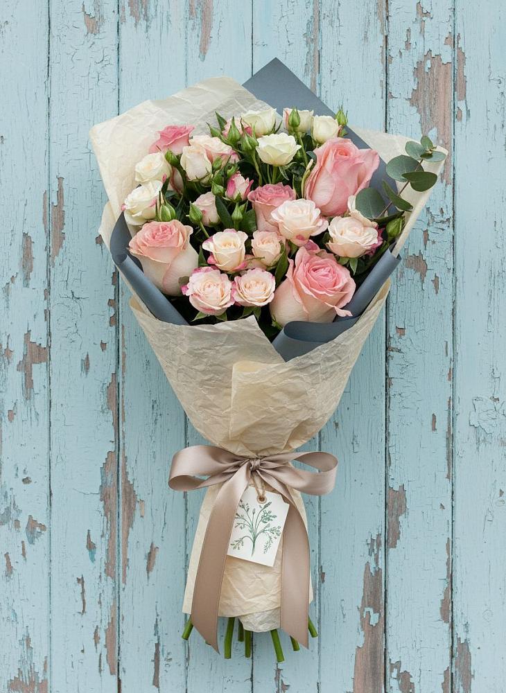 Букет цветов из: Розы в Чусовом