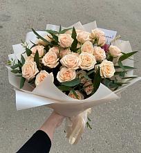 Букет Кремовые розы Латте в Чусовом