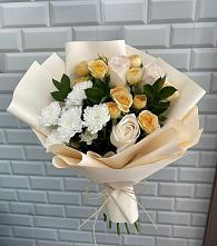 Букет цветов из:  Розы и Хризантемы в Чусовом