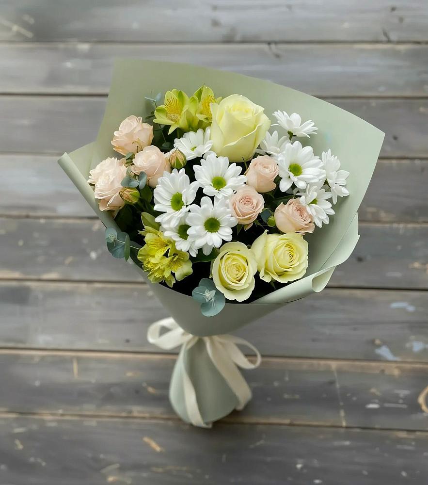 Букет цветов из: Альстромерии, Розы и Хризантемы в Чусовом
