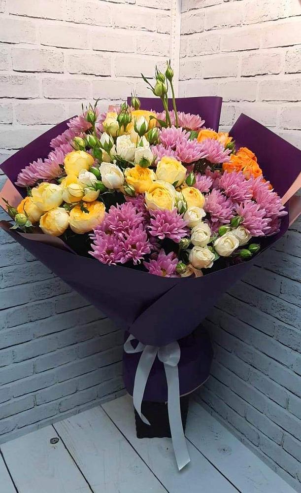 Букет цветов из: Хризантемы и Розы в Чусовом