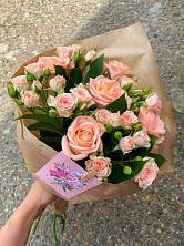 Букет цветов из:  Розы в Чусовом