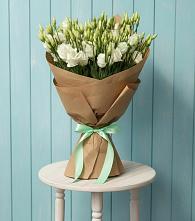 Букет цветов из:  Лизиантусы в Чусовом