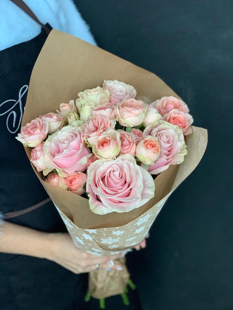 Букет цветов из: Хризантемы и Розы в Чусовом