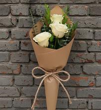 Букет цветов из:  Розы в Чусовом