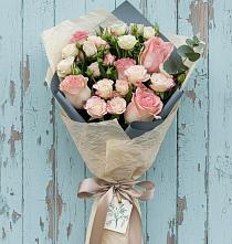 Букет цветов из:  Розы #REPLACE_PRED# Чусовом