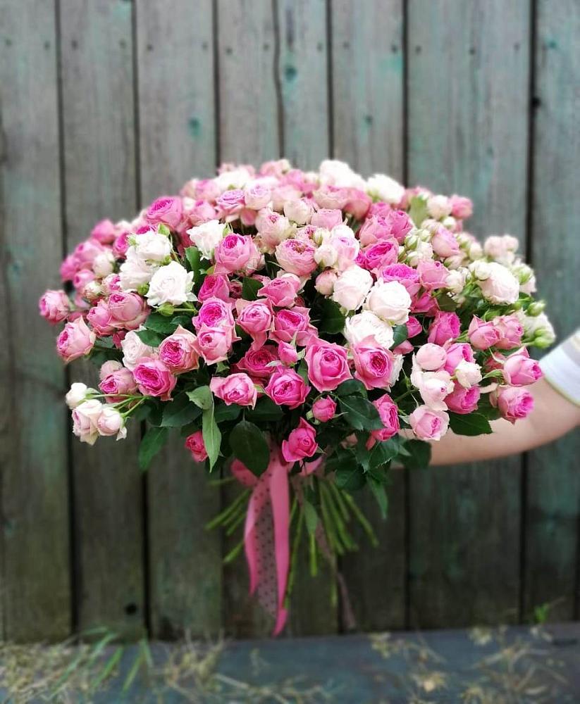 Букет Розовые кустовые розы Натали и Лав Лидия в Чусовом