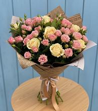 Букет цветов из:  Розы в Чусовом