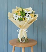 Букет цветов из:  Хризантемы и Розы в Чусовом