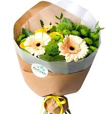 Букет герберы и розы в Чусовом Букет цветов из: Герберы, Розы и Хризантемы в Чусовом