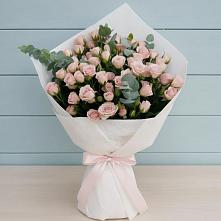 Букет цветов из:  Розы в Чусовом