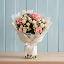 Букет цветов из:  Розы в Чусовом