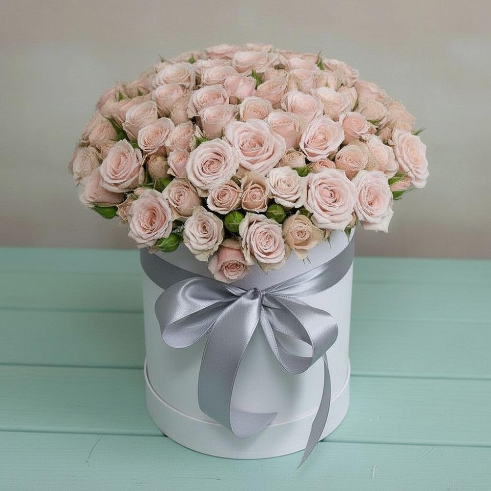 Цветочная композиция из Розы в шляпной коробке в Чусовом